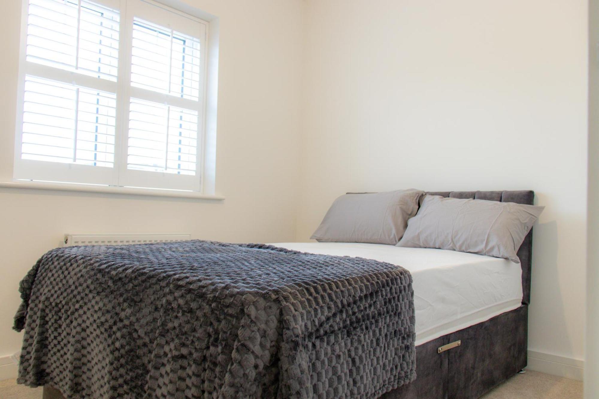 Lovely 4 Bedroom House Near Racecourse! * Doncaster