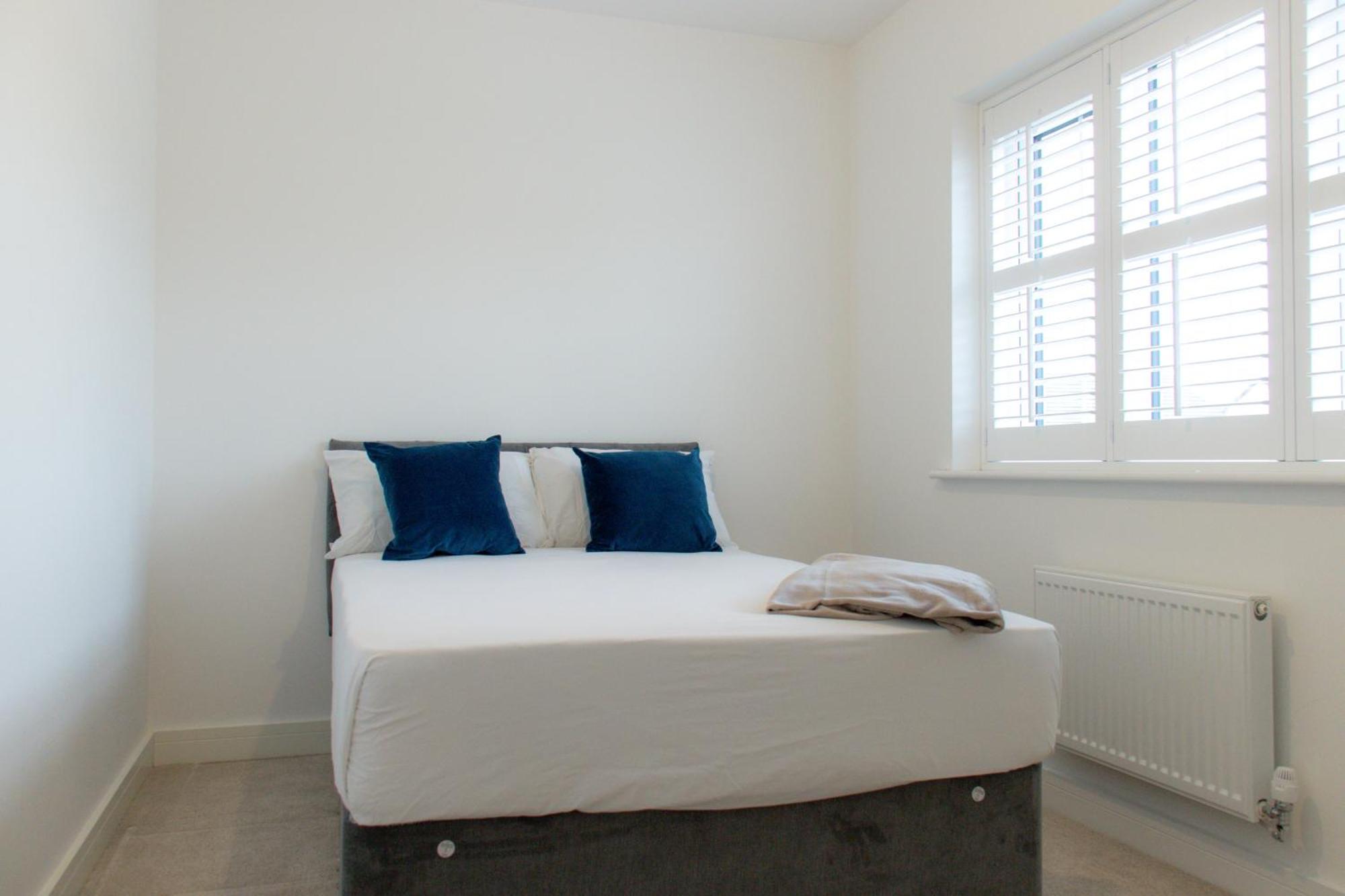 Lovely 4 Bedroom House Near Racecourse!