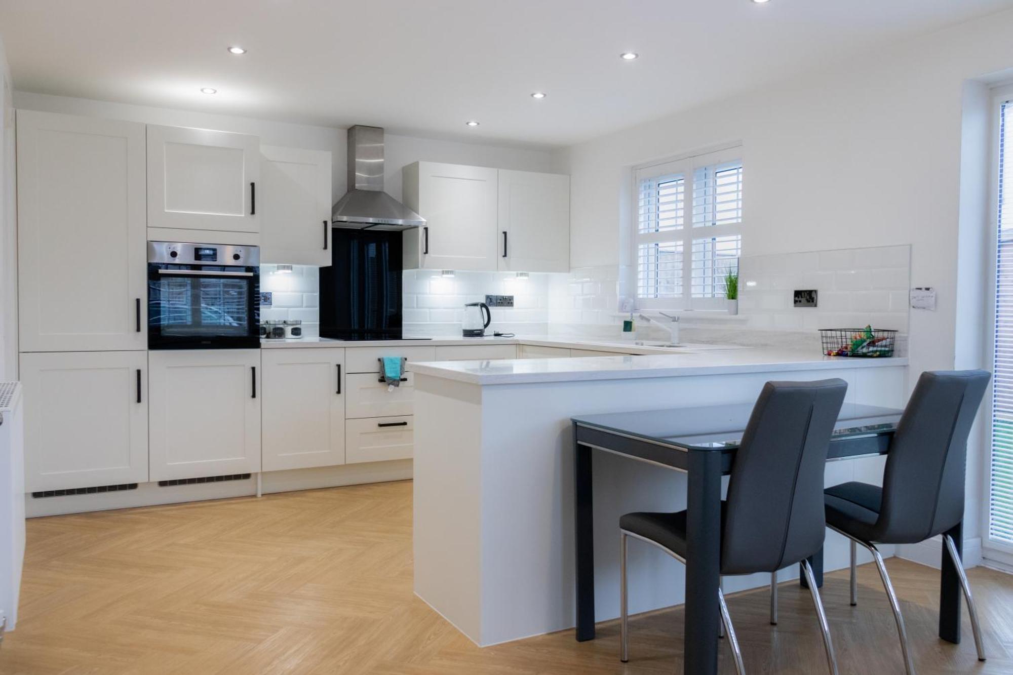 Lovely 4 Bedroom House Near Racecourse! * Doncaster