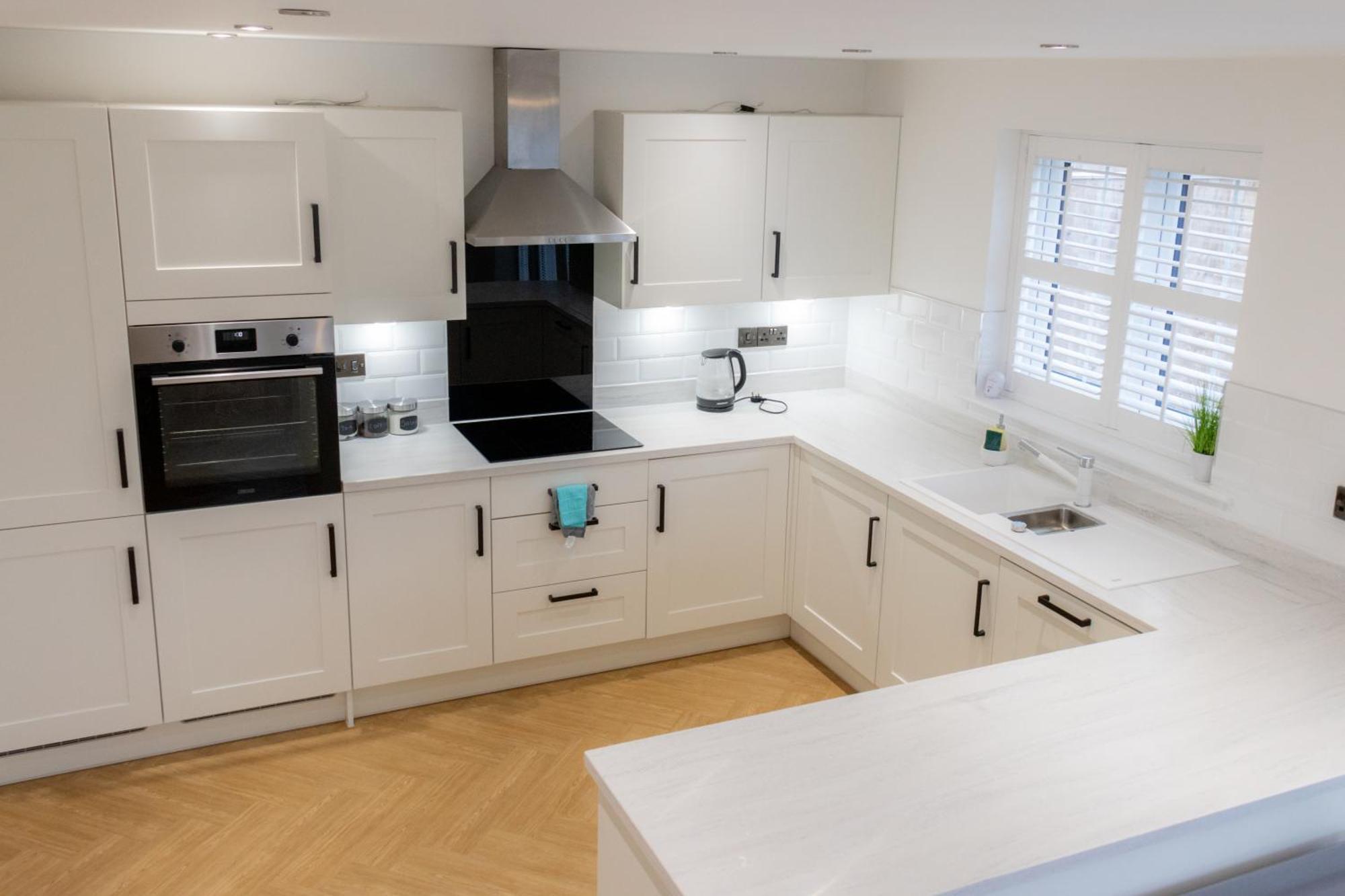 Lovely 4 Bedroom House Near Racecourse! * Doncaster