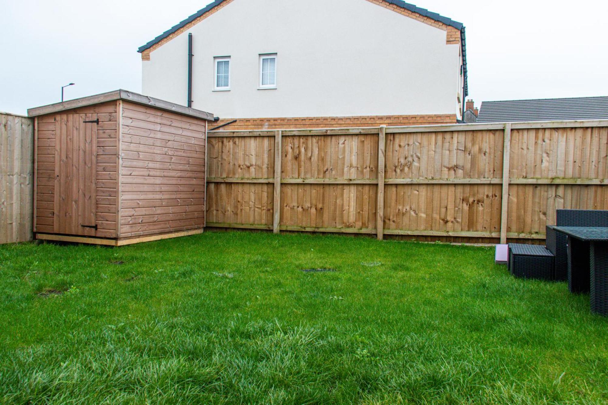 Holiday home Lovely 4 Bedroom House Near Racecourse! Doncaster
